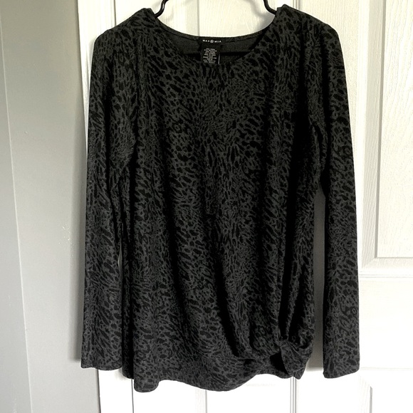 Max & Mia Tops - Max & Mia - Long Sleeve Top (XS)